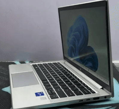HP Elitebook 830 G8 16GB RAM and 512GB SSD 13.3-inch FHD Touchscreen Laptop - price sh. 46,900 - alternate view